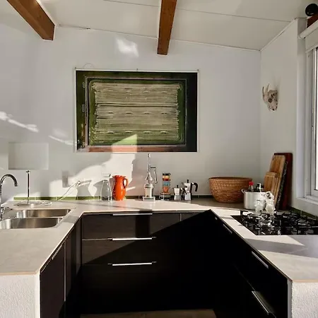 بيت للعطل Ganzes Haus, Terrasse, Meerblick, 100m Zum *