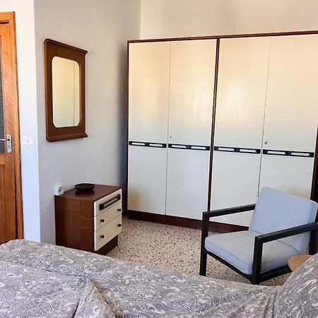 Ganzes Haus, Terrasse, Meerblick, 100m Zum Hébergement de vacances La Jaca